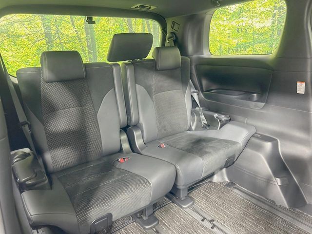 TOYOTA VELLFIRE 2020