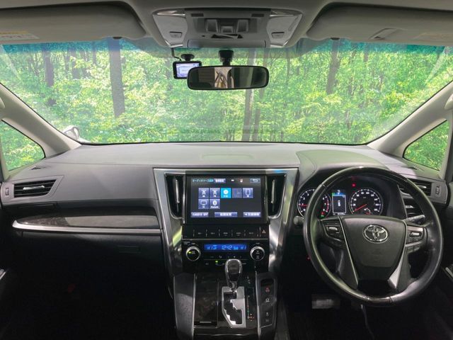 TOYOTA VELLFIRE 2016