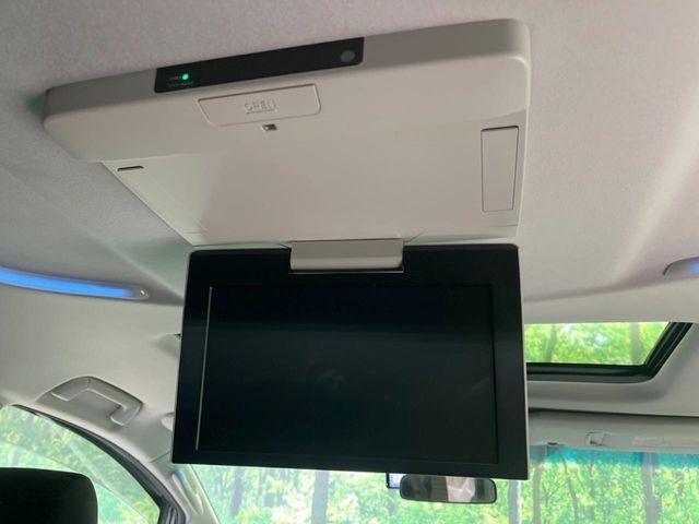 TOYOTA VELLFIRE 2016