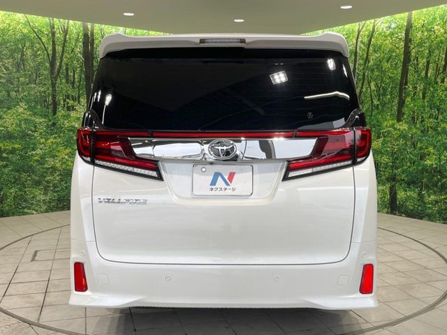 TOYOTA VELLFIRE 2016