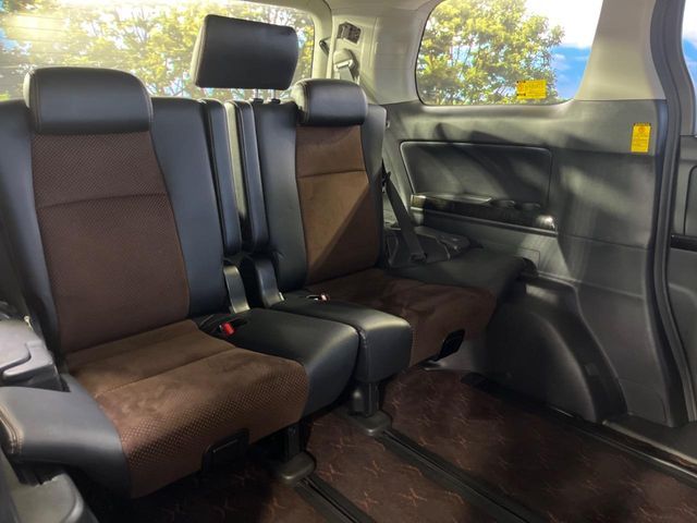 TOYOTA ALPHARD 2014