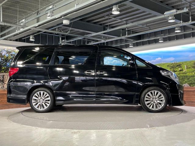 TOYOTA ALPHARD 2014