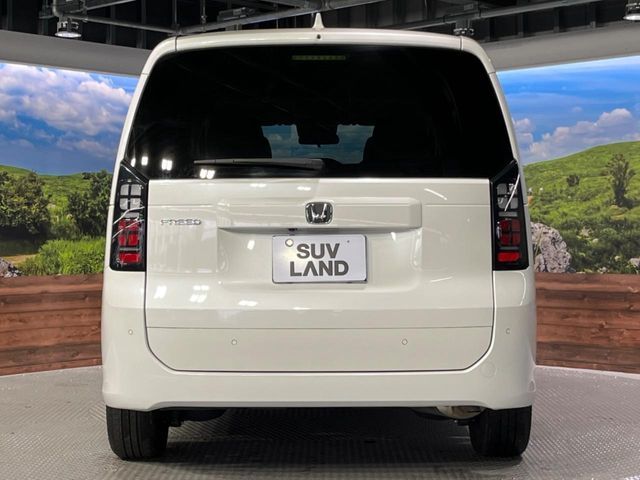 HONDA FREED 2024
