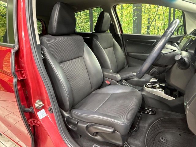 HONDA FIT HYBRID 2017