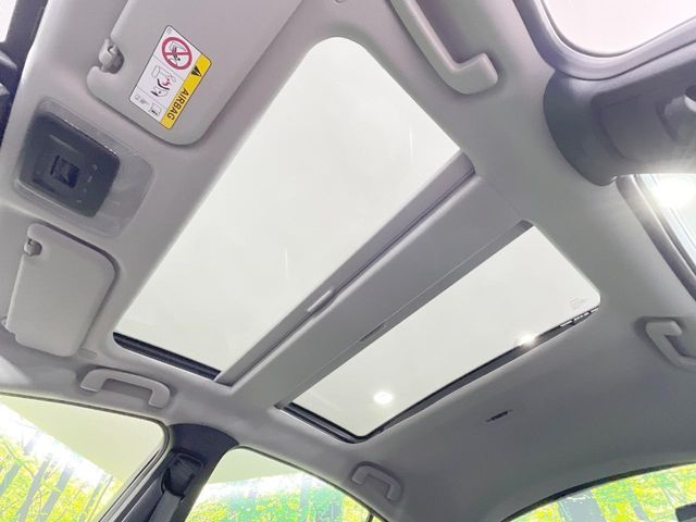 TOYOTA PRIUS 4WD 2025