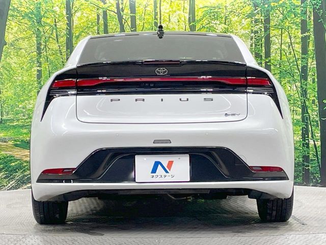 TOYOTA PRIUS 4WD 2025