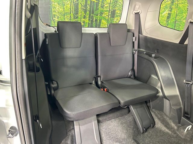 TOYOTA SIENTA HYBRID 2025