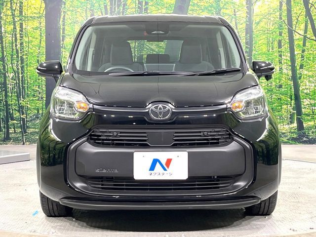 TOYOTA SIENTA HYBRID 2025