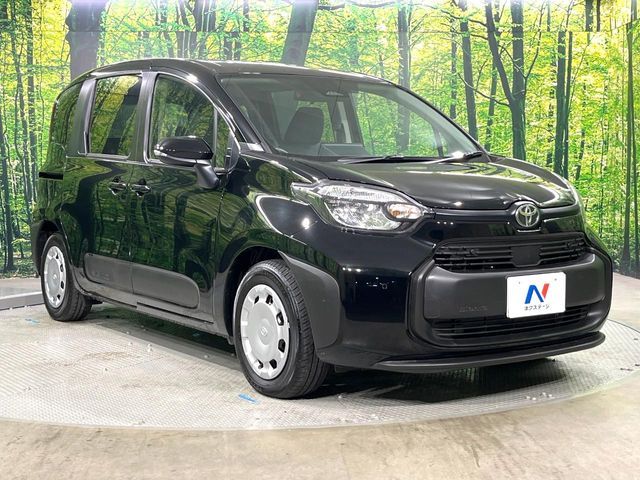 TOYOTA SIENTA HYBRID 2025
