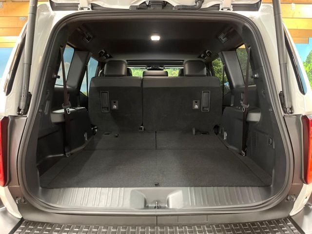 TOYOTA LANDCRUISER 250 2024