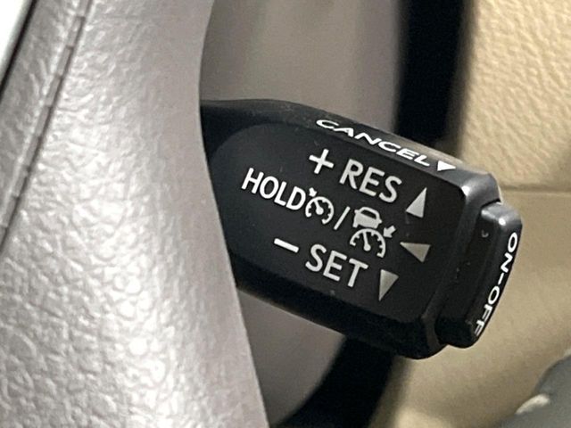 TOYOTA LANDCRUISER PRADO 2023