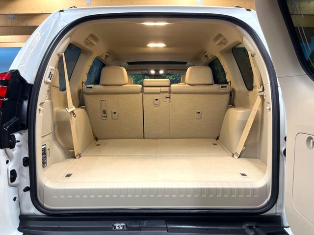 TOYOTA LANDCRUISER PRADO 2023