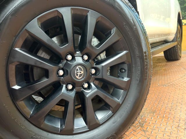 TOYOTA LANDCRUISER PRADO 2023