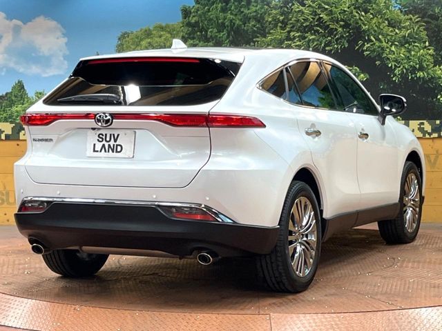 TOYOTA HARRIER 2WD 2023