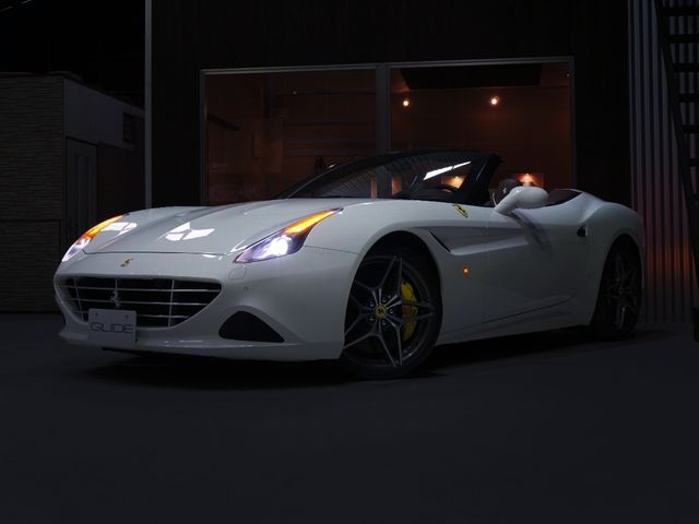 FERRARI FERRARI California T 2014