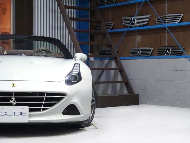 FERRARI FERRARI California T 2014