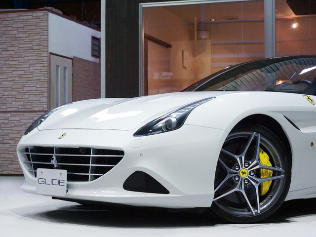 FERRARI FERRARI California T 2014