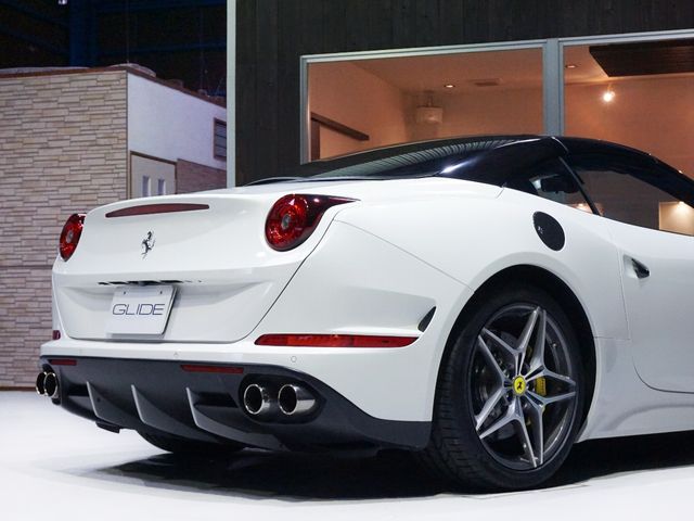 FERRARI FERRARI California T 2014