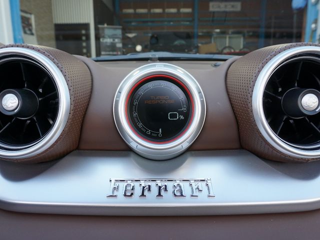 FERRARI FERRARI California T 2014