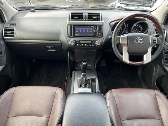 TOYOTA LANDCRUISER PRADO 2016