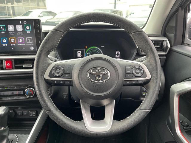 TOYOTA RAIZE HYBRID 2022