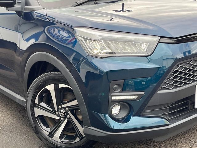 TOYOTA RAIZE HYBRID 2022