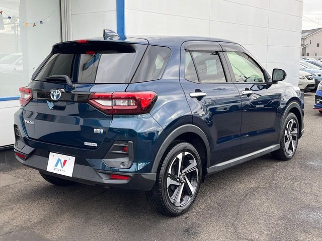 TOYOTA RAIZE HYBRID 2022