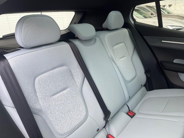 VOLVO VOLVO EX30 2024