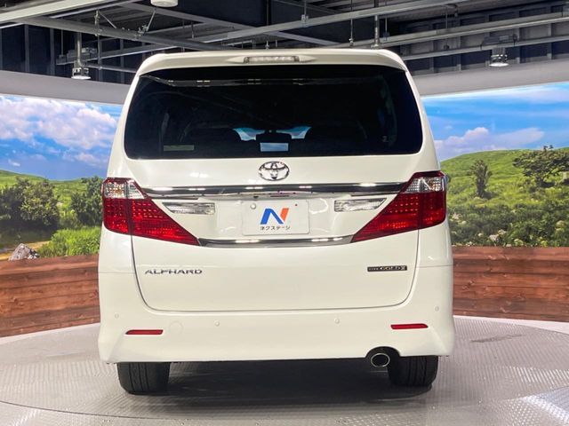 TOYOTA ALPHARD 2015