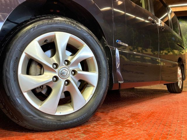 NISSAN SERENA  S-HYBRID 2012