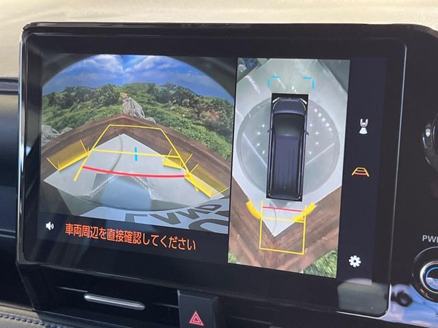 TOYOTA VOXY HYBRID 2024