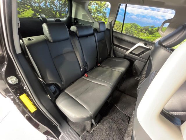 TOYOTA LANDCRUISER PRADO 2022