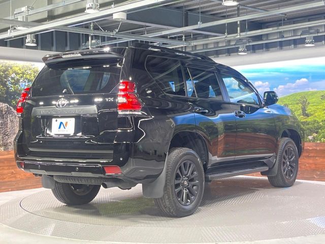 TOYOTA LANDCRUISER PRADO 2022