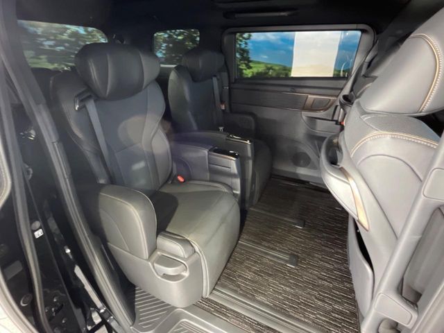 TOYOTA ALPHARD 2023