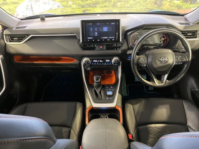 TOYOTA RAV4 4WD 2021