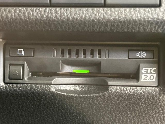 TOYOTA RAV4 4WD 2021