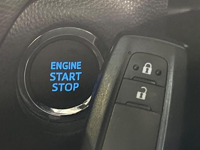 TOYOTA RAV4 4WD 2021