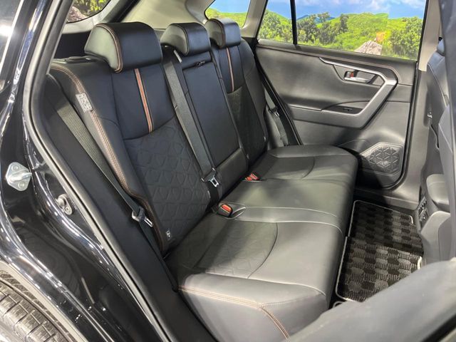 TOYOTA RAV4 4WD 2021