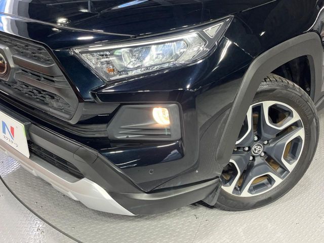 TOYOTA RAV4 4WD 2021