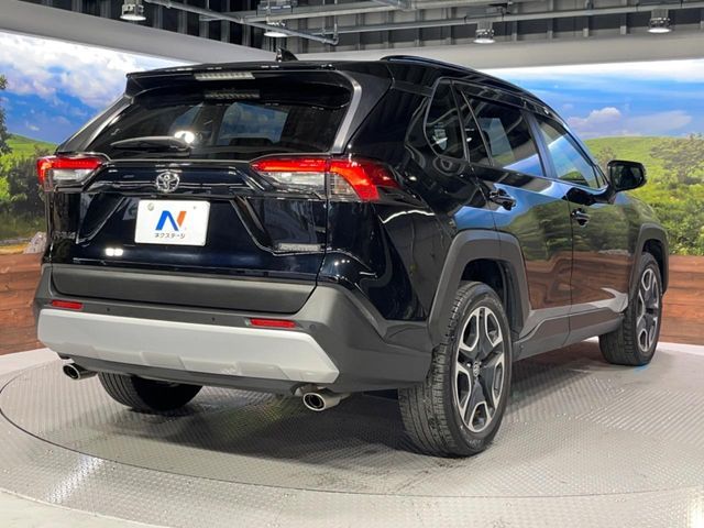 TOYOTA RAV4 4WD 2021