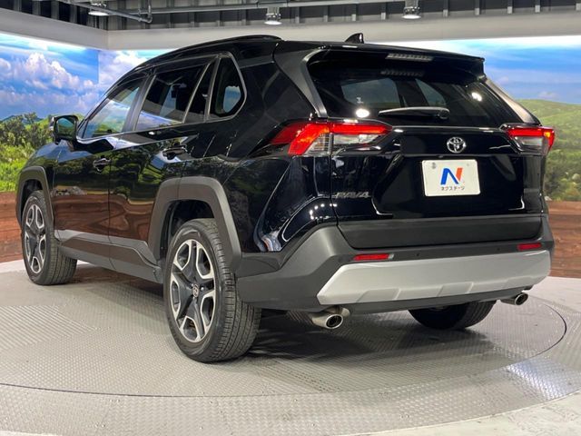 TOYOTA RAV4 4WD 2021