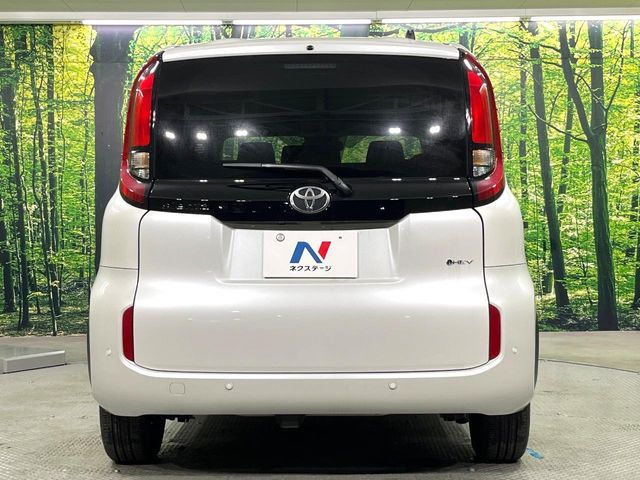 TOYOTA SIENTA HYBRID 2025