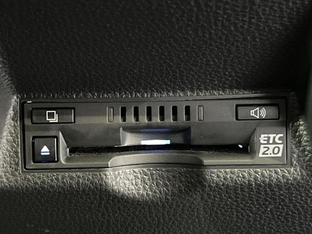 TOYOTA YARIS CROSS HYBRID 2023