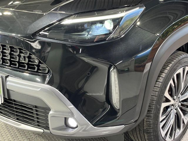 TOYOTA YARIS CROSS HYBRID 2023