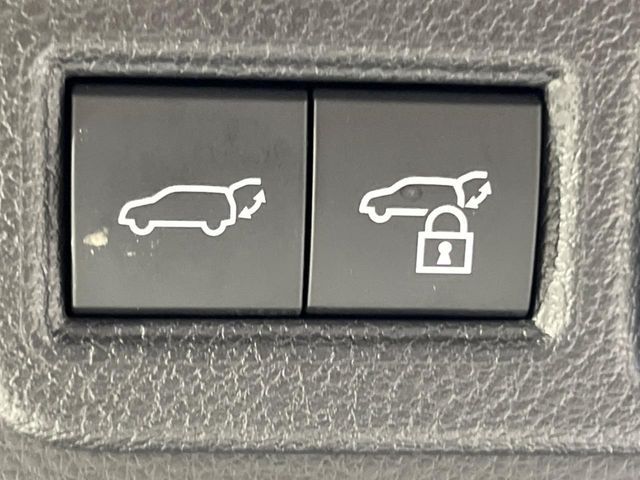 TOYOTA HARRIER 2WD 2023