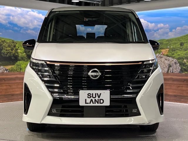 NISSAN SERENA  WG 2024