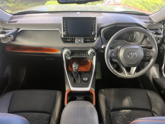 TOYOTA RAV4 4WD 2021