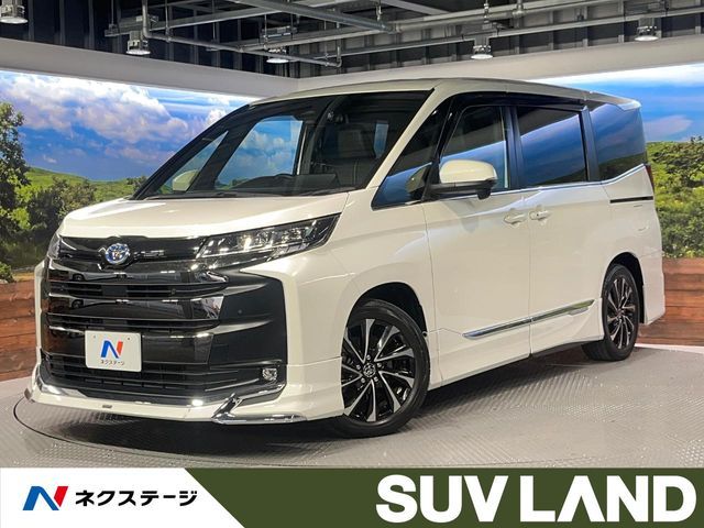 TOYOTA NOAH HYBRID 2022