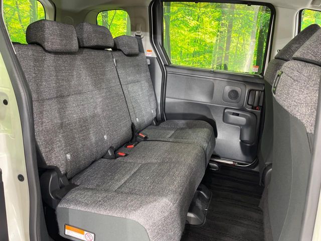 TOYOTA SIENTA HYBRID 2023