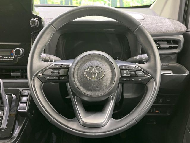 TOYOTA SIENTA HYBRID 2023